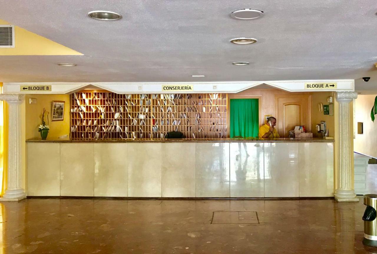 Edificio Hercules ベナルマデナ エクステリア 写真